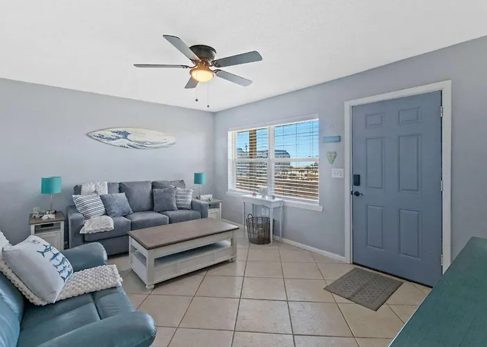 2br Retreat With Pool, Near And The Hangout *